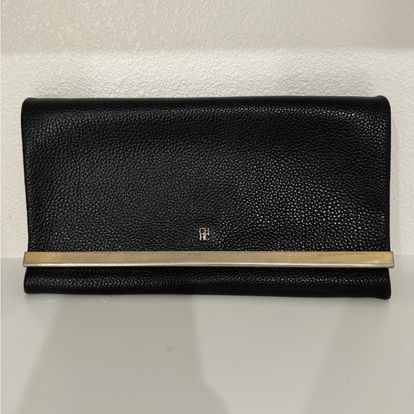 Carolina Herrera Handbags - CH CAROLINA HERRERA Black GRAINED leather CLUTCH / CROSSBODY HANDBAG
